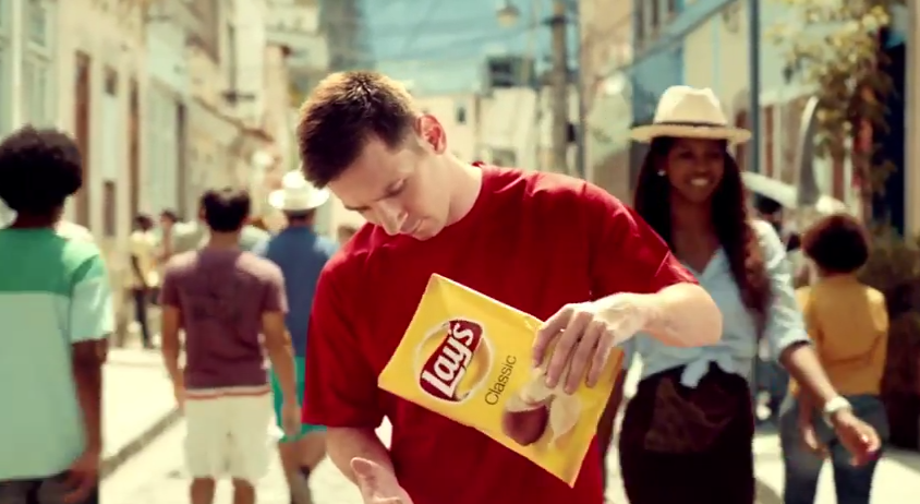 Messi em comercial da Lay's