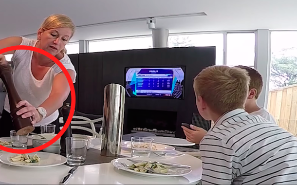 Aparelho faz com que a família se reúna novamente a mesa como antigamente